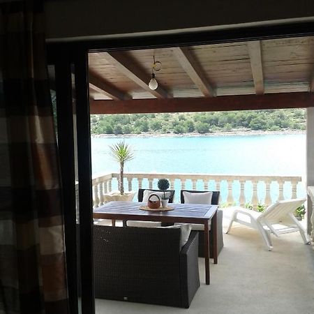 Apartments Miranda Kaprije Szoba fotó
